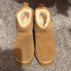 Dreamers Tan Ankle Boots with Cream Lining